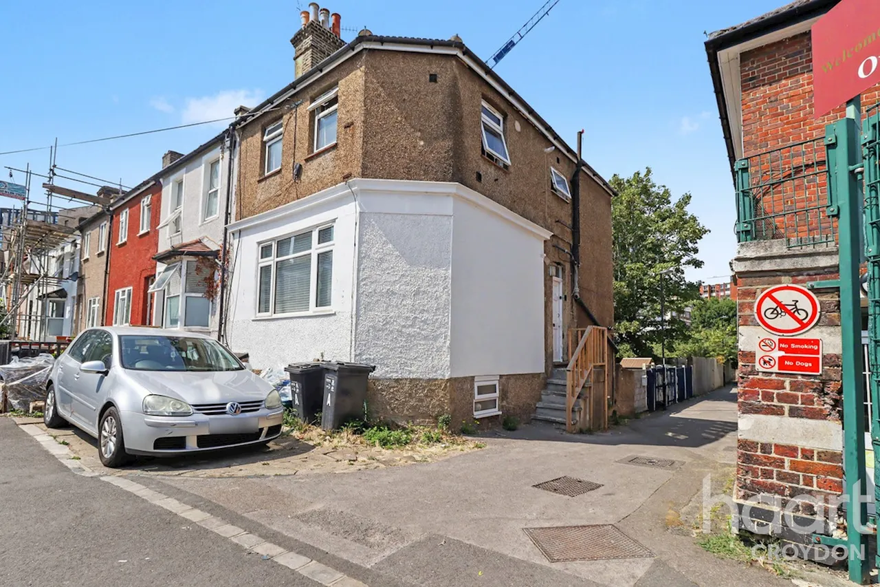 2 bed flat for sale, Oval Road, Croydon, CR0