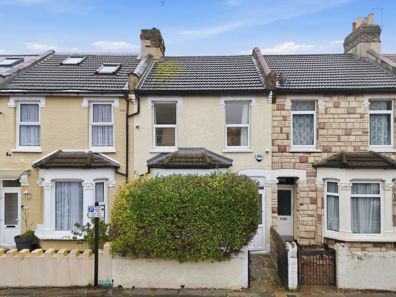 2 bed house for sale — Fourth Avenue, London, E12