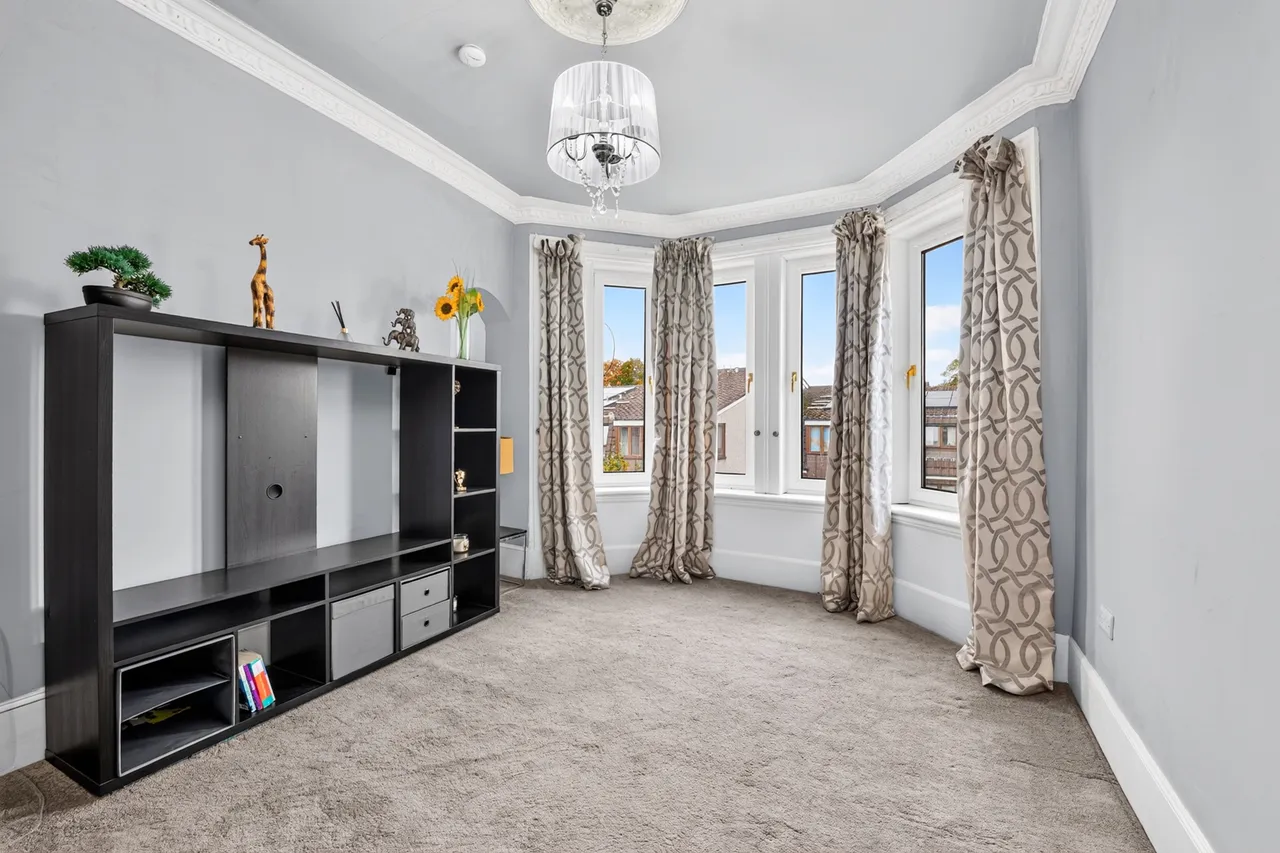 Eastwood Crescent, Thornliebank, G46, photo 4