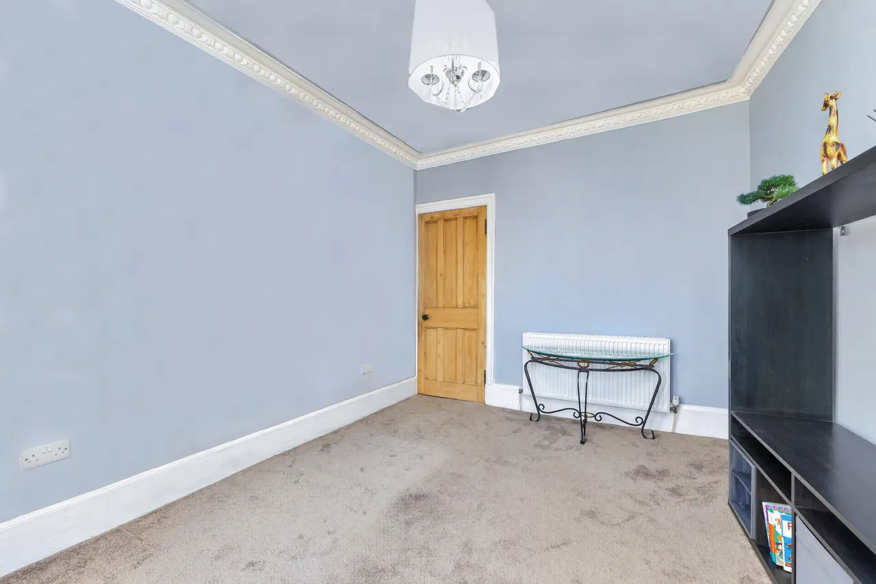 Eastwood Crescent, Thornliebank, G46, photo 5