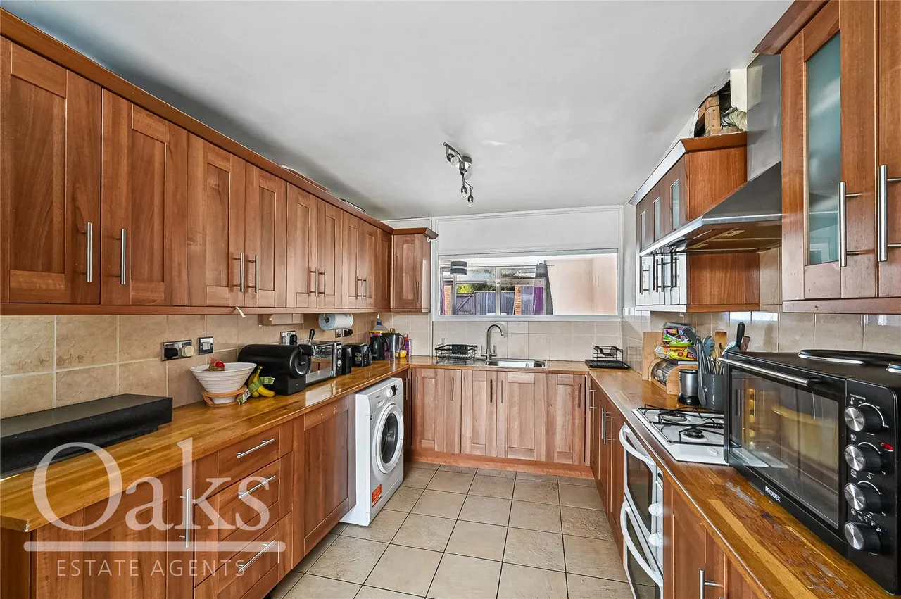 Woodvale Walk, West Norwood, SE27, photo 4