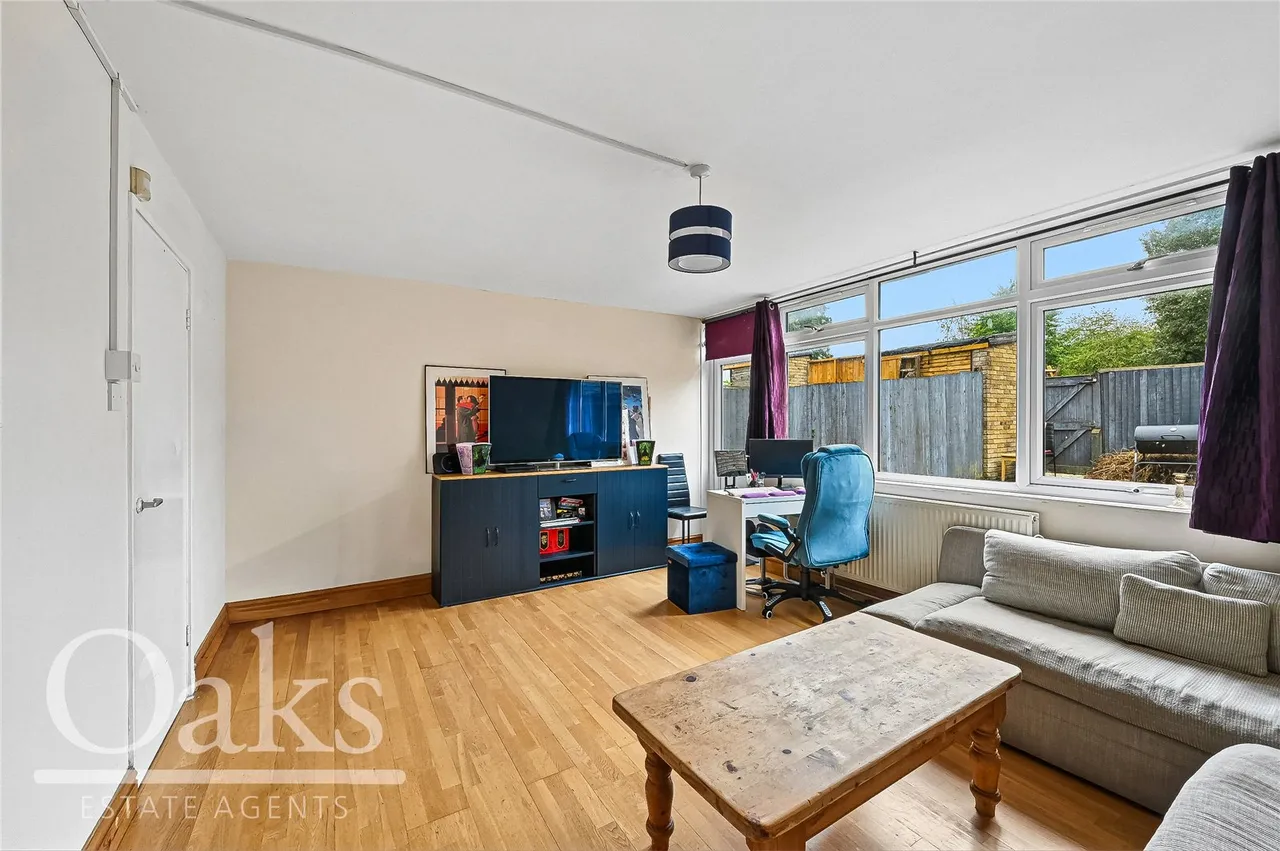 Woodvale Walk, West Norwood, SE27, photo 2