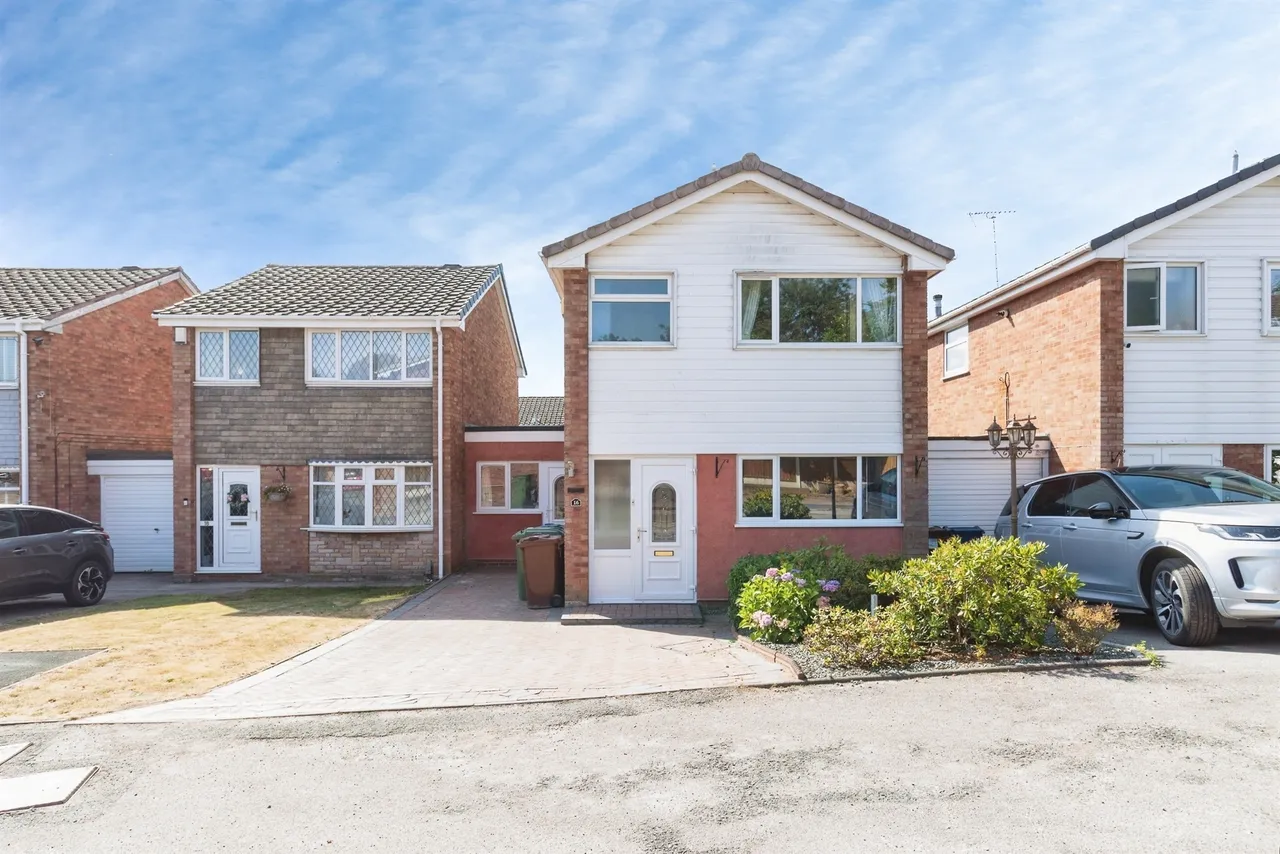 4 bed house for sale — Beton Way, Stafford