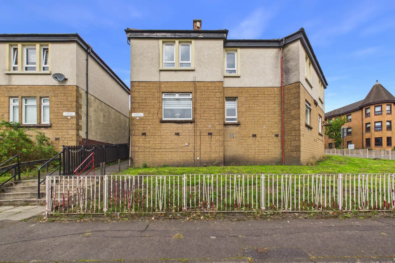 West Kirk Street, Airdrie, photo 13