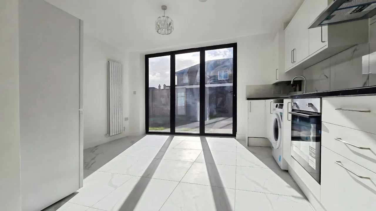 Godbold Road, London, E15, photo 4