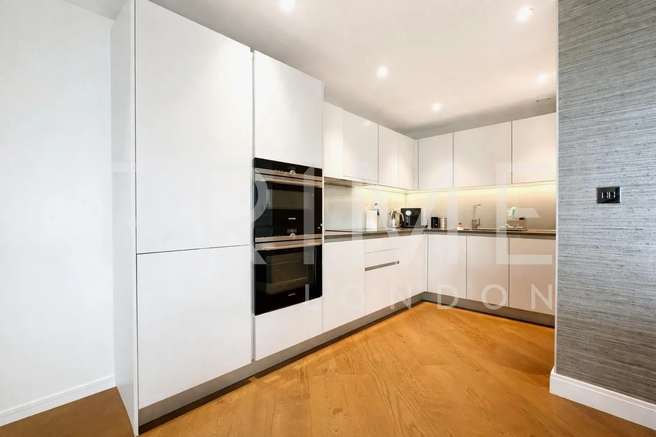 Sophora House, Vista Chelsea Bridge Wharf, SW11, photo 5
