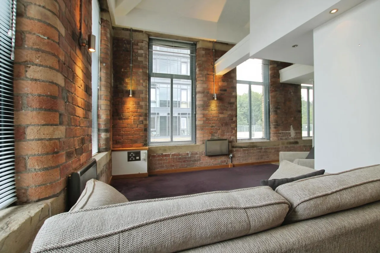 Salts Mill Road, Shipley, BD17, photo 2