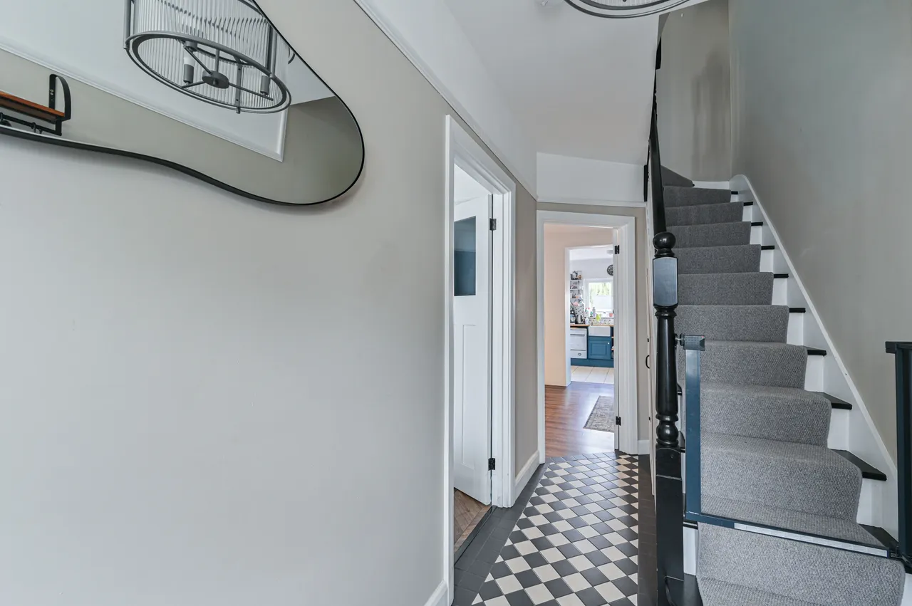 38 Eveline Road, Mitcham, photo 9