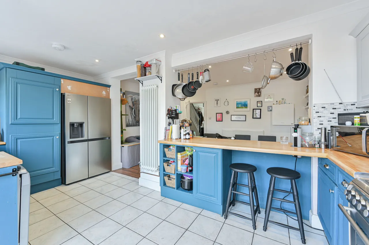 38 Eveline Road, Mitcham, photo 4