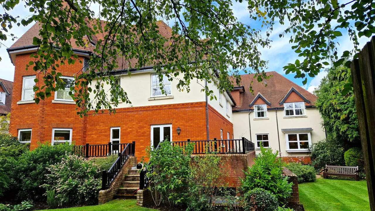 Ascot, Berkshire, SL5 0LJ, photo 11