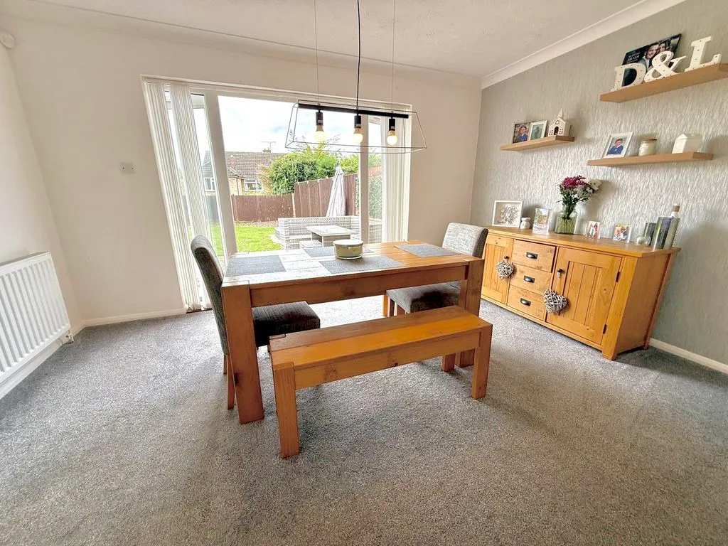 The Cheveralls, Dunstable LU6 3NH, photo 8