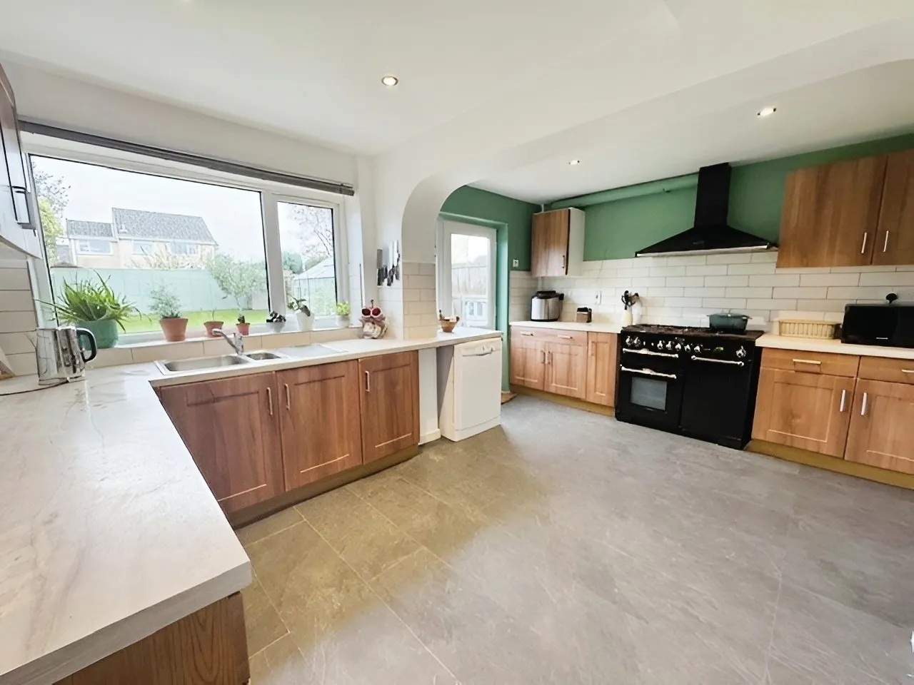 Ashley Place, Warminster, BA12, photo 3