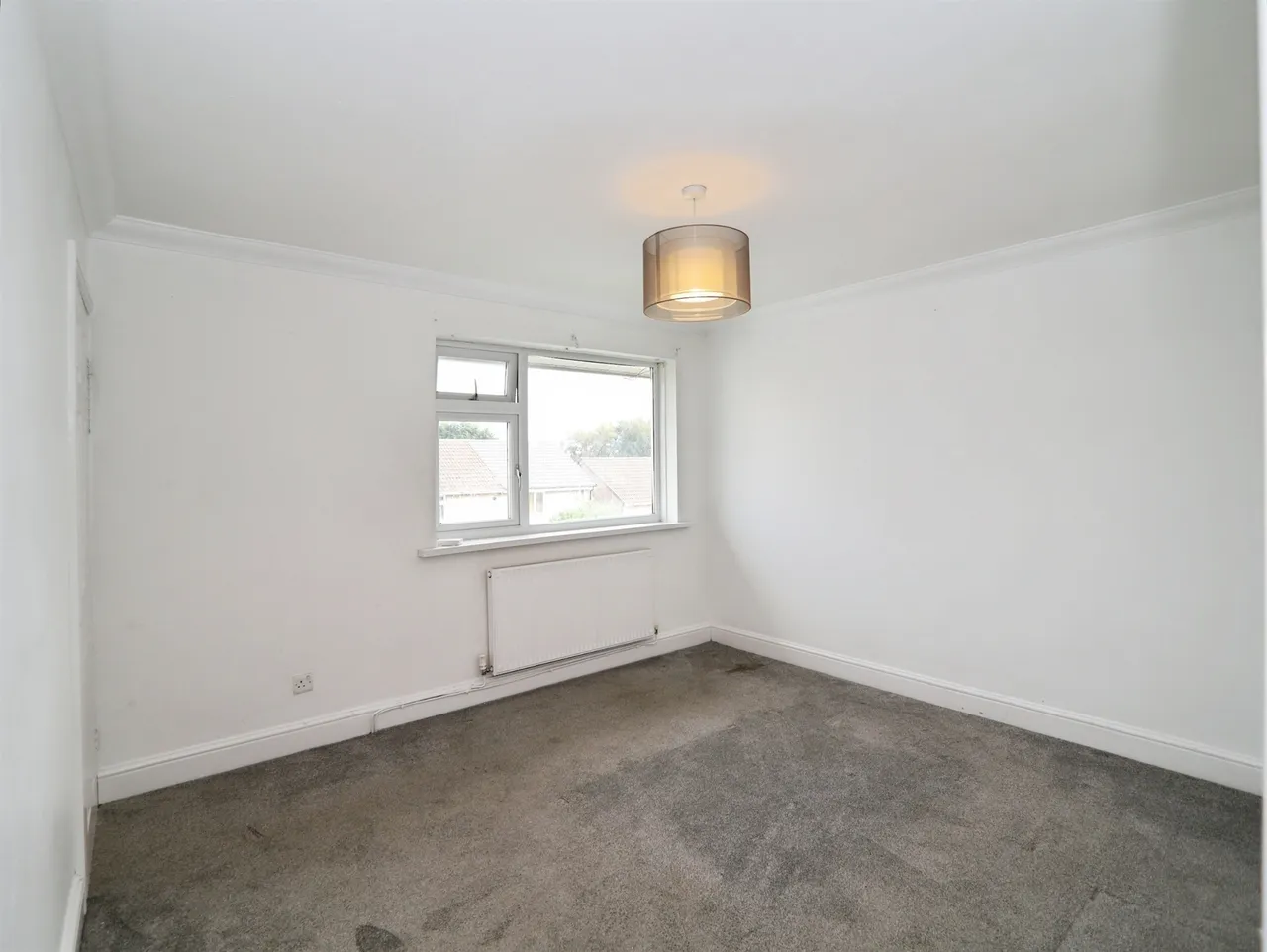 Heol Seward, Beddau, CF38, photo 7