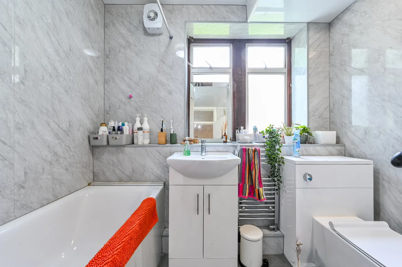 4 Grice Court, Alwyne Square, London, photo 7