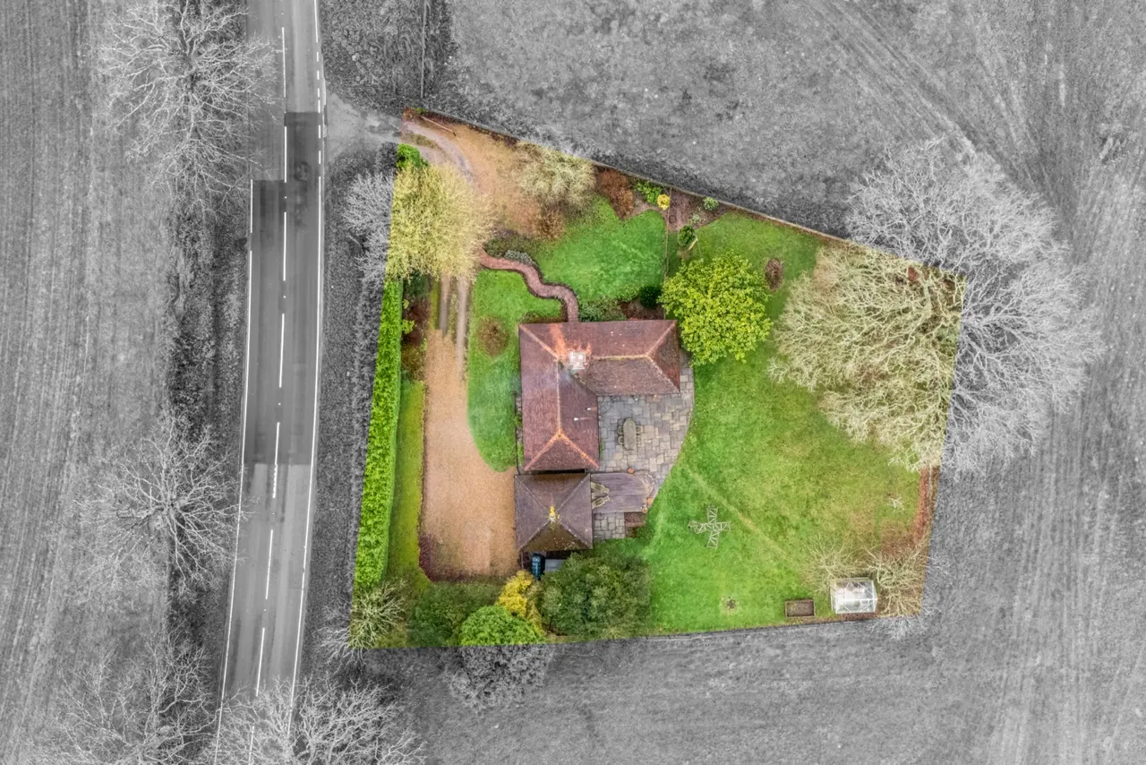 London Road, Danehill, RH17, photo 25