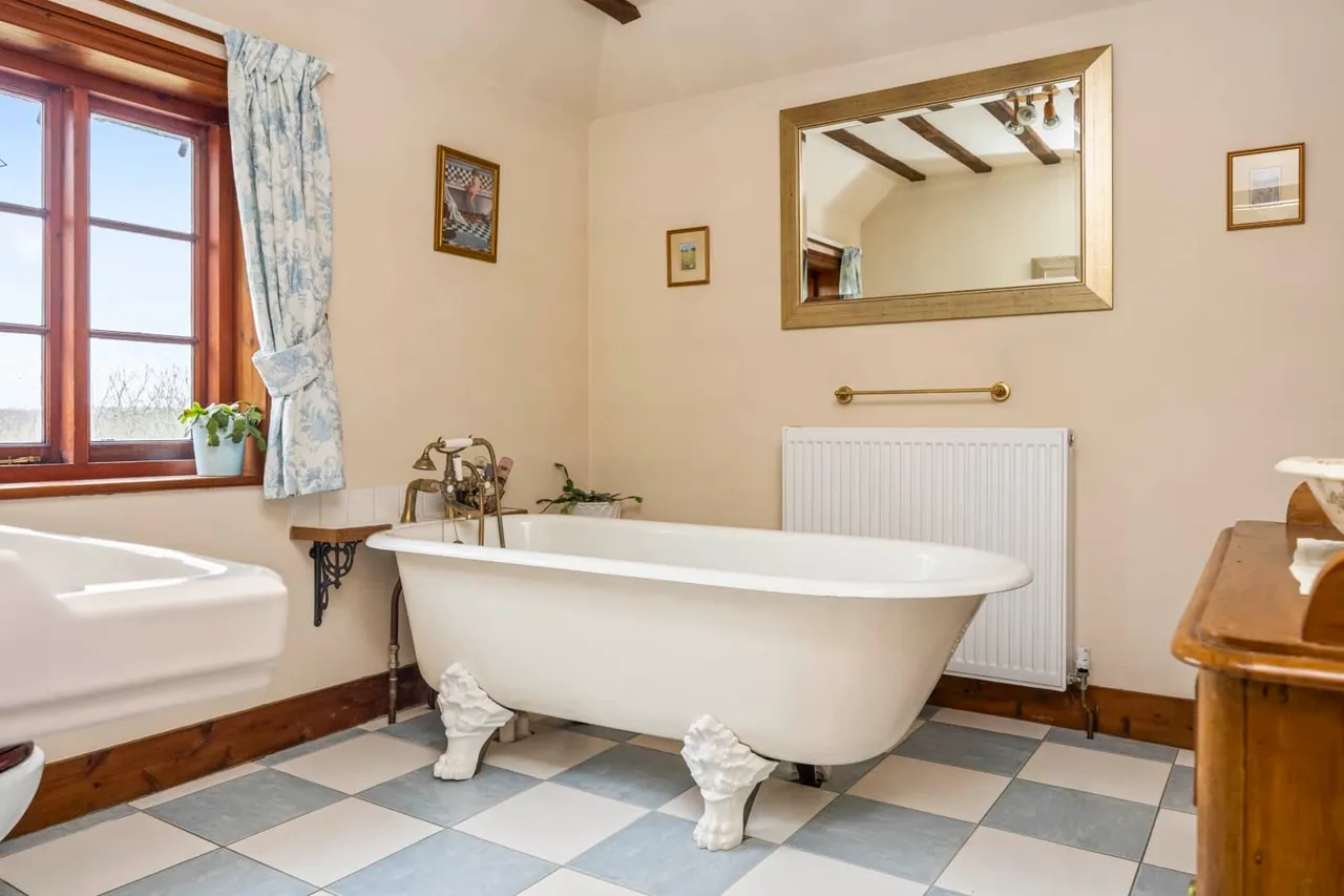 London Road, Danehill, RH17, photo 22