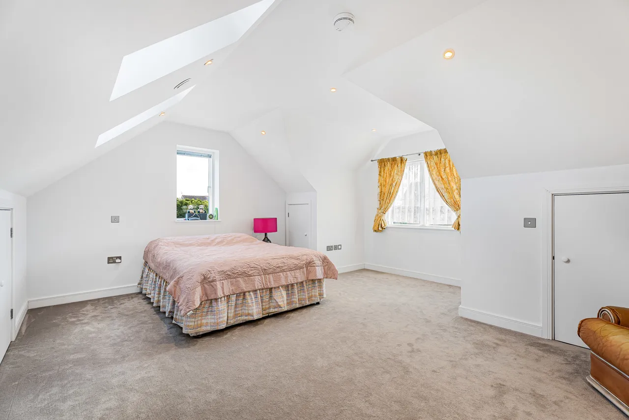 Glebe Road, Egham, TW20, photo 20