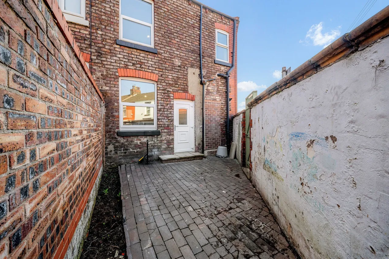 Peel House Lane, Widnes, Widnes, WA8 6TN, photo 21