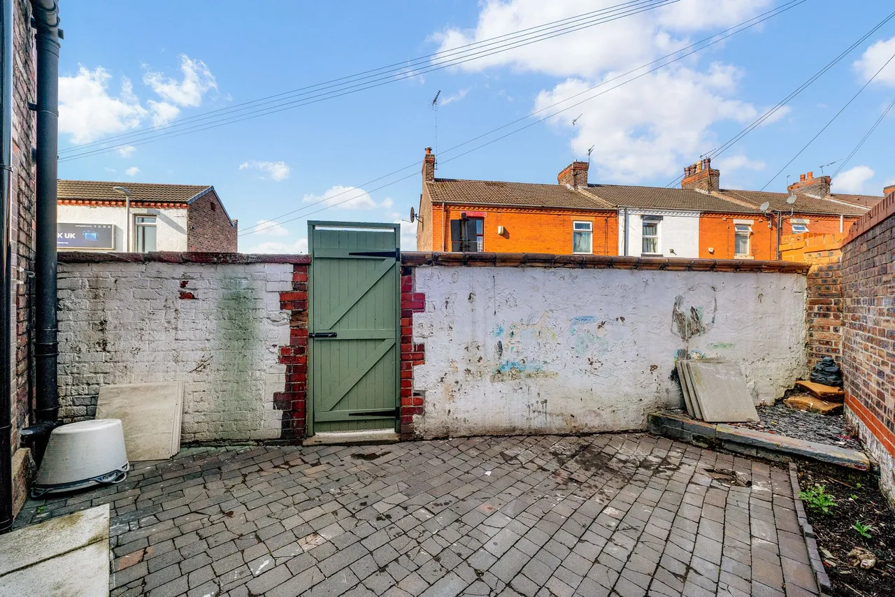 Peel House Lane, Widnes, Widnes, WA8 6TN, photo 20