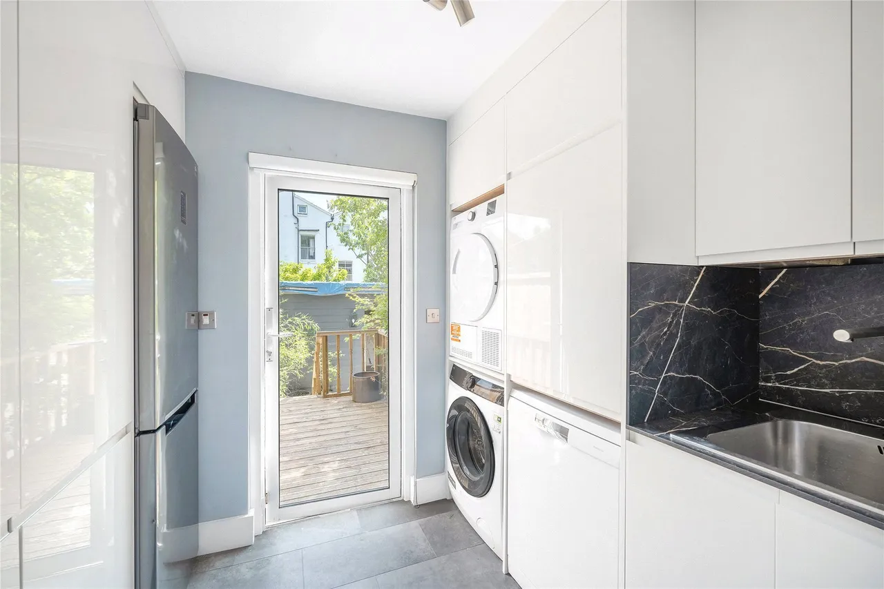 Becondale Road, London, SE19, photo 12
