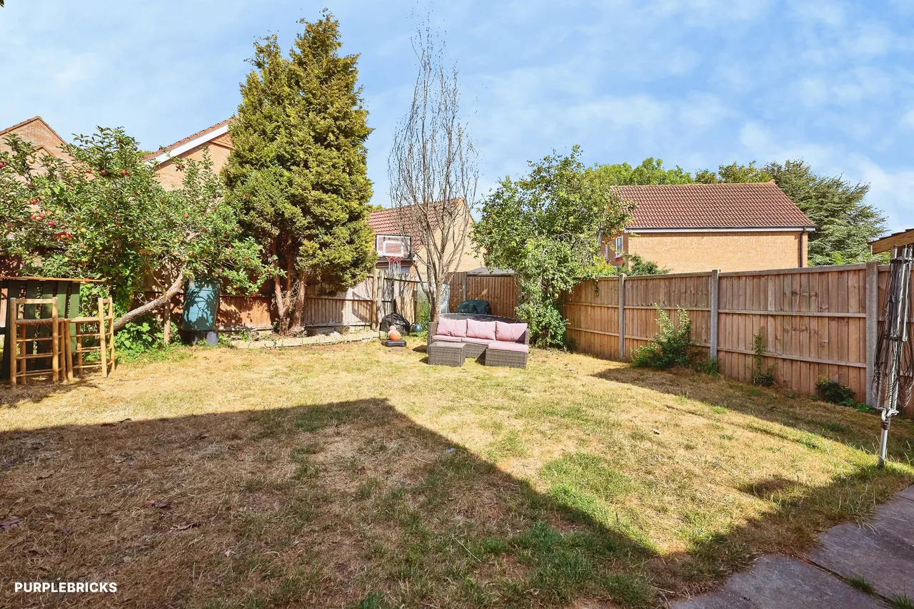 Harrier Close, Huntingdon, PE29, photo 21