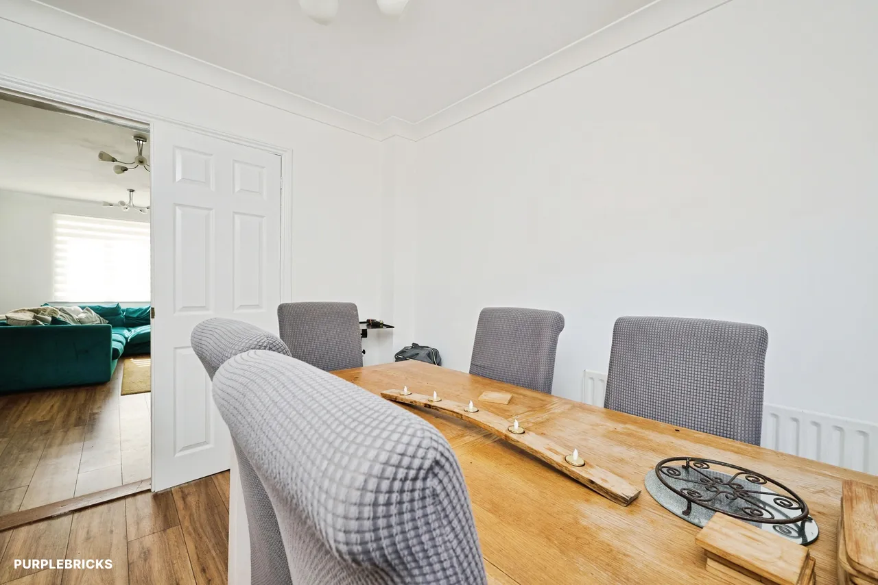 Harrier Close, Huntingdon, PE29, photo 8