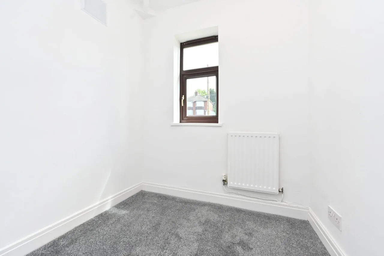 Werrington Road, Bucknall, Stoke-on-Trent, photo 11