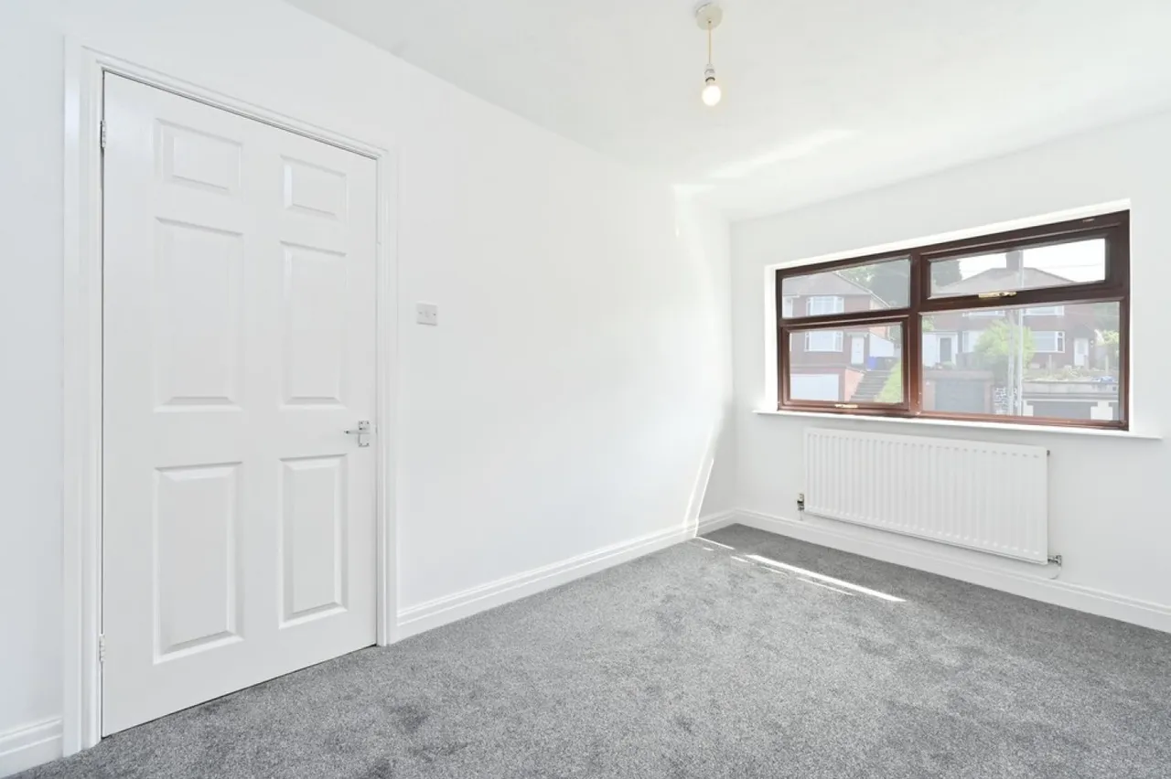 Werrington Road, Bucknall, Stoke-on-Trent, photo 8