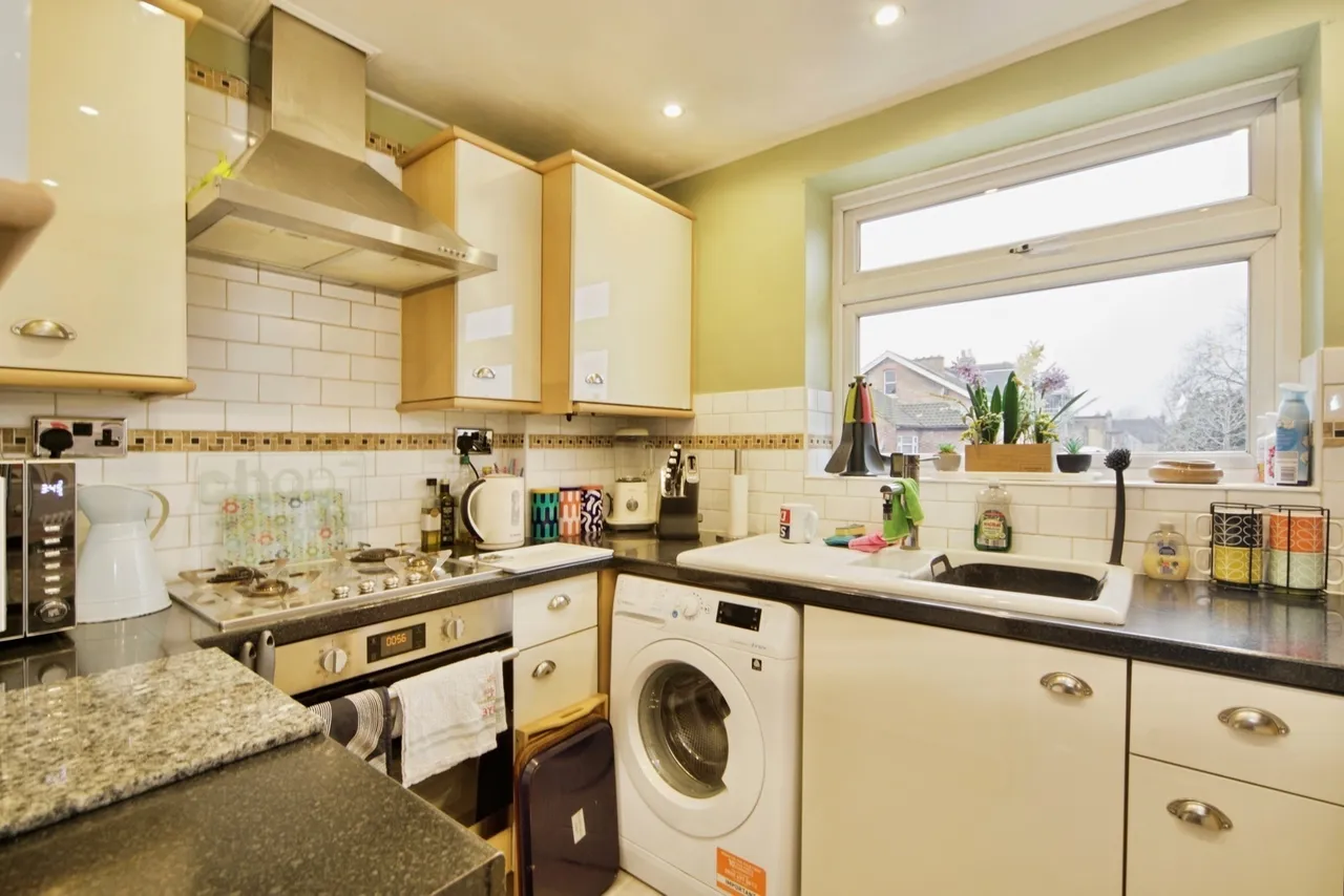 Blake Hall Road, London, E11, photo 11