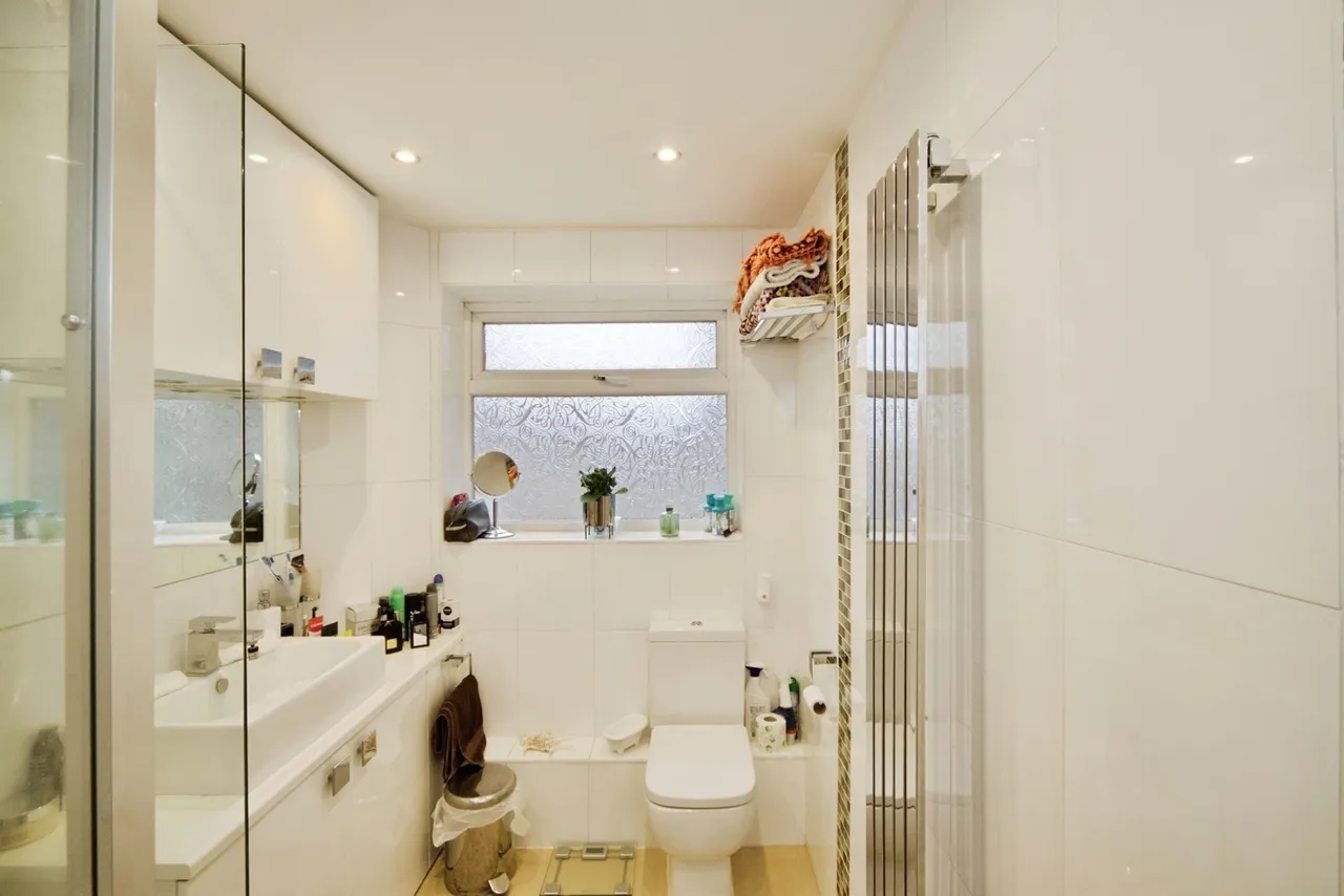 Blake Hall Road, London, E11, photo 18