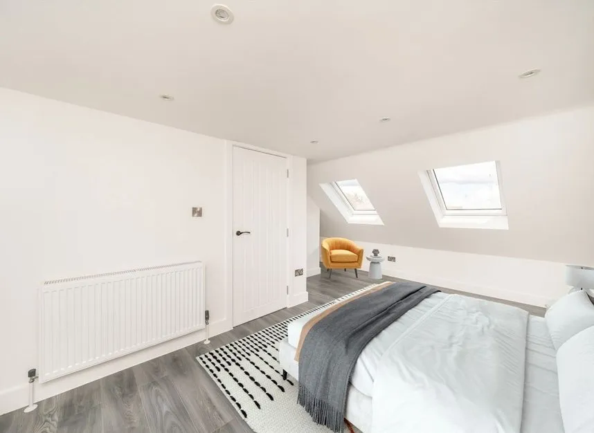 Hook Rise South, Surbiton, KT6, photo 5
