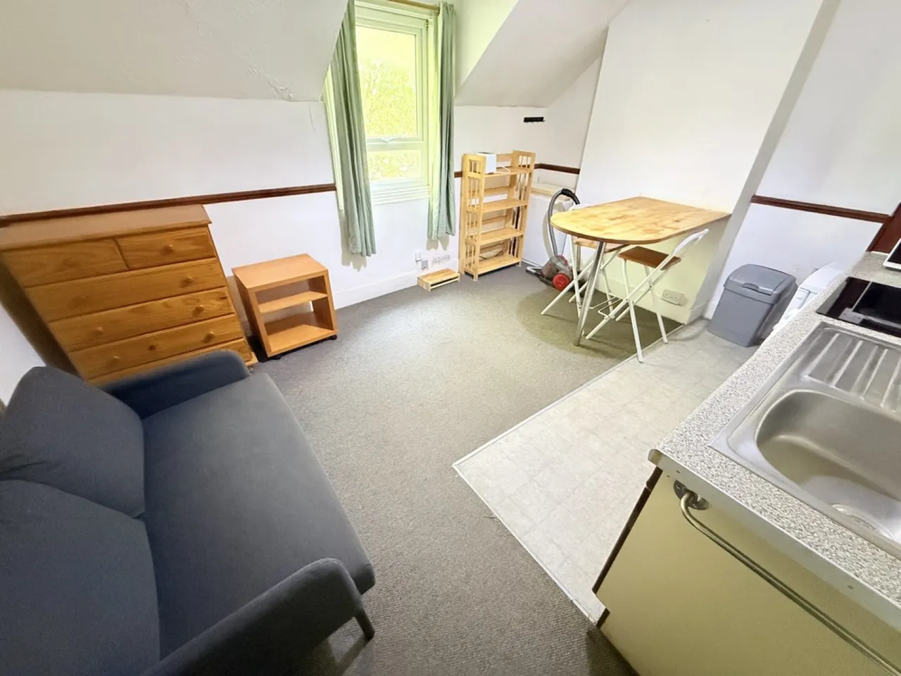 1 bed flat to rent, Body Road, Reading, RG1