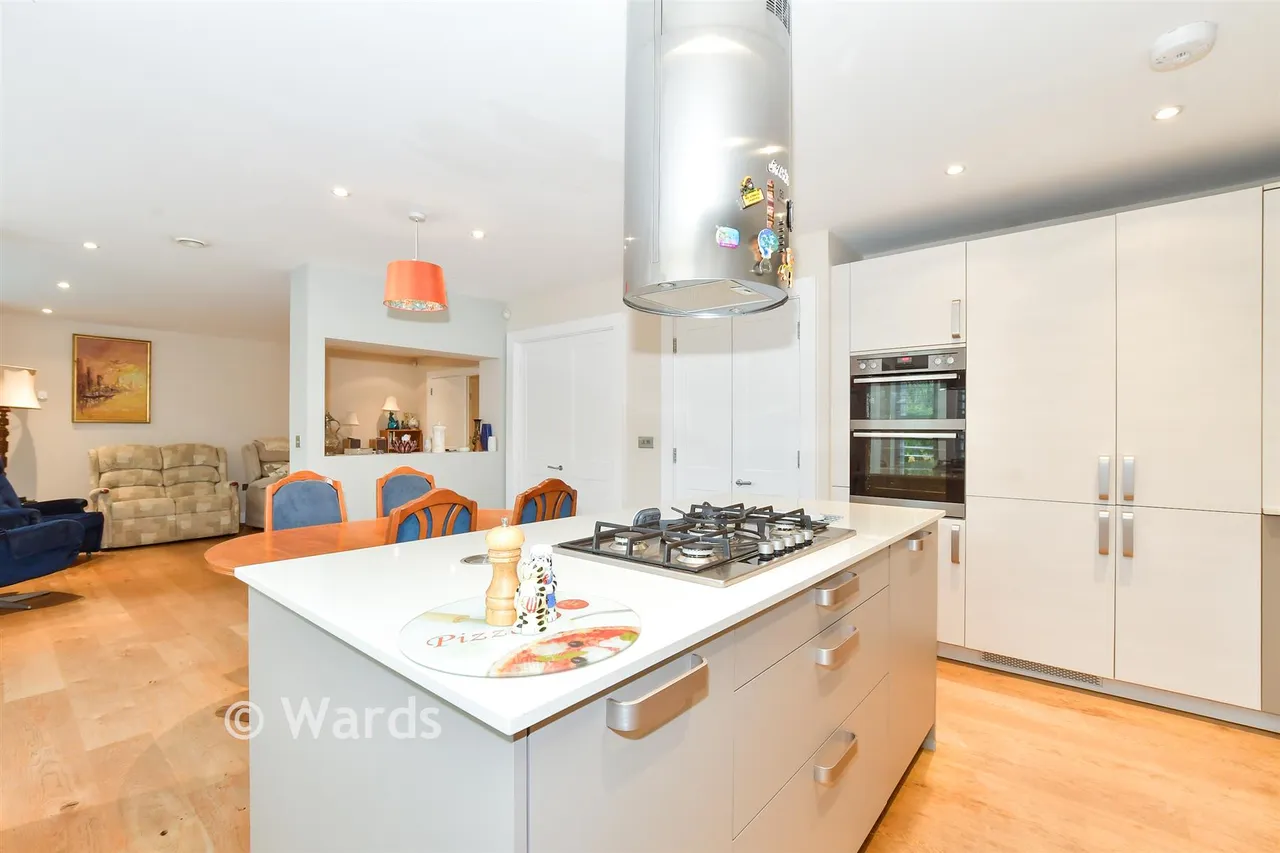 Shoesmith Lane, Kings Hill, ME19, photo 7