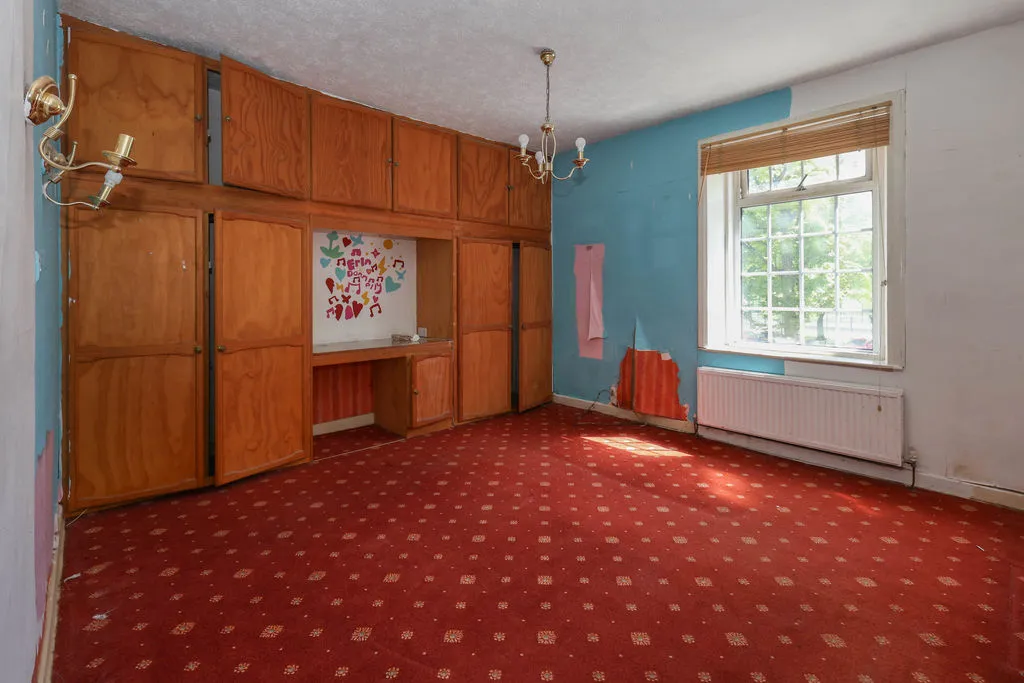 Newhey Road Milnrow, Rochdale OL16 4JF, photo 4