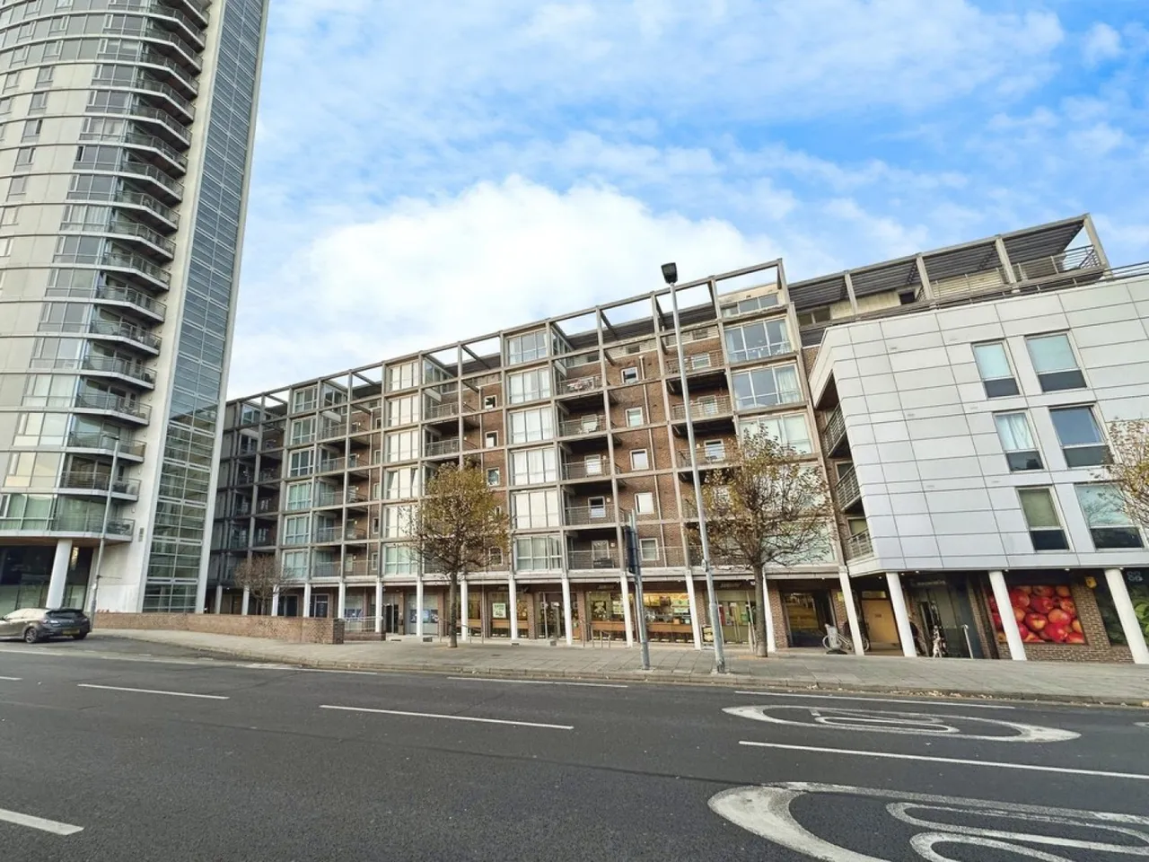 2 bed flat to rent — Brunswick House, Queen Street, Portsmouth