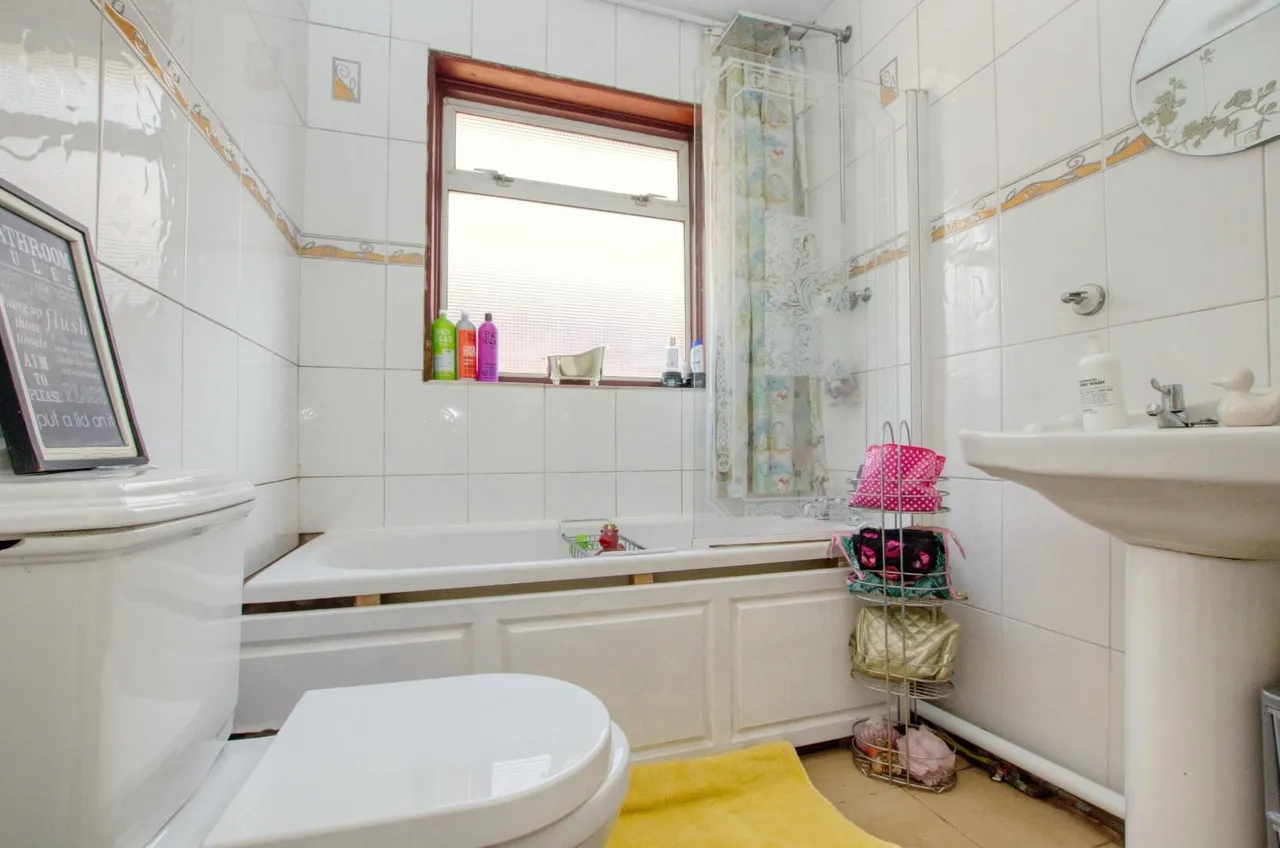 Burnham Chase, Southampton, SO18 5DF, photo 12