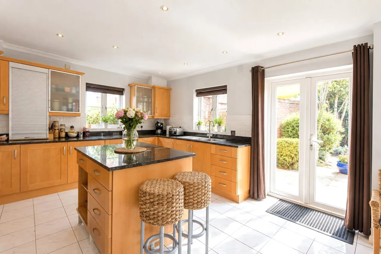 Great Marlow, Hook, Hampshire, RG27 9UA, photo 18