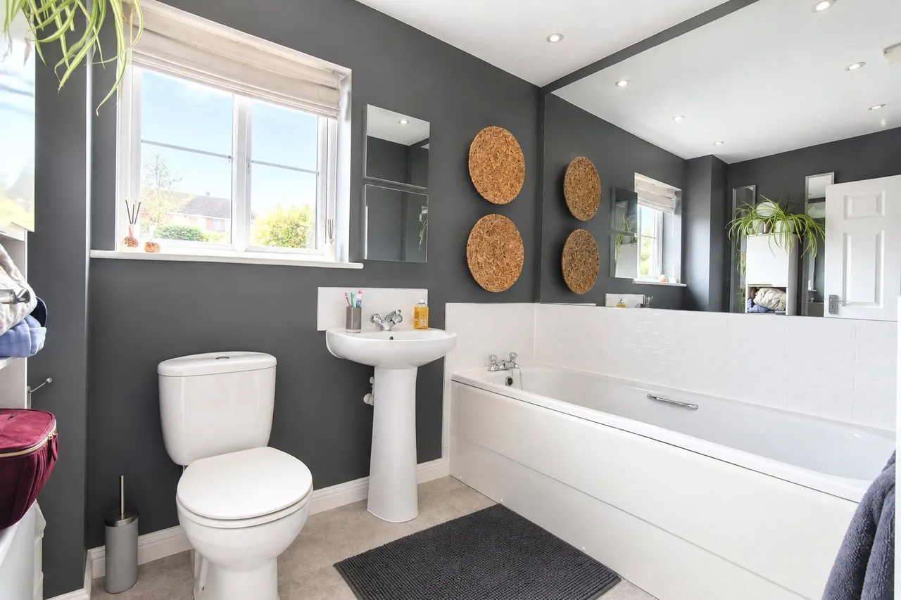 Great Marlow, Hook, Hampshire, RG27 9UA, photo 15