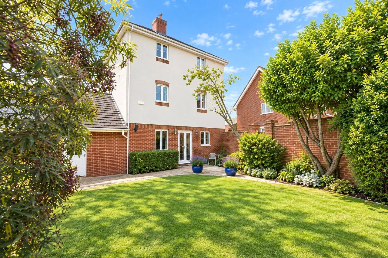 Great Marlow, Hook, Hampshire, RG27 9UA, photo 6