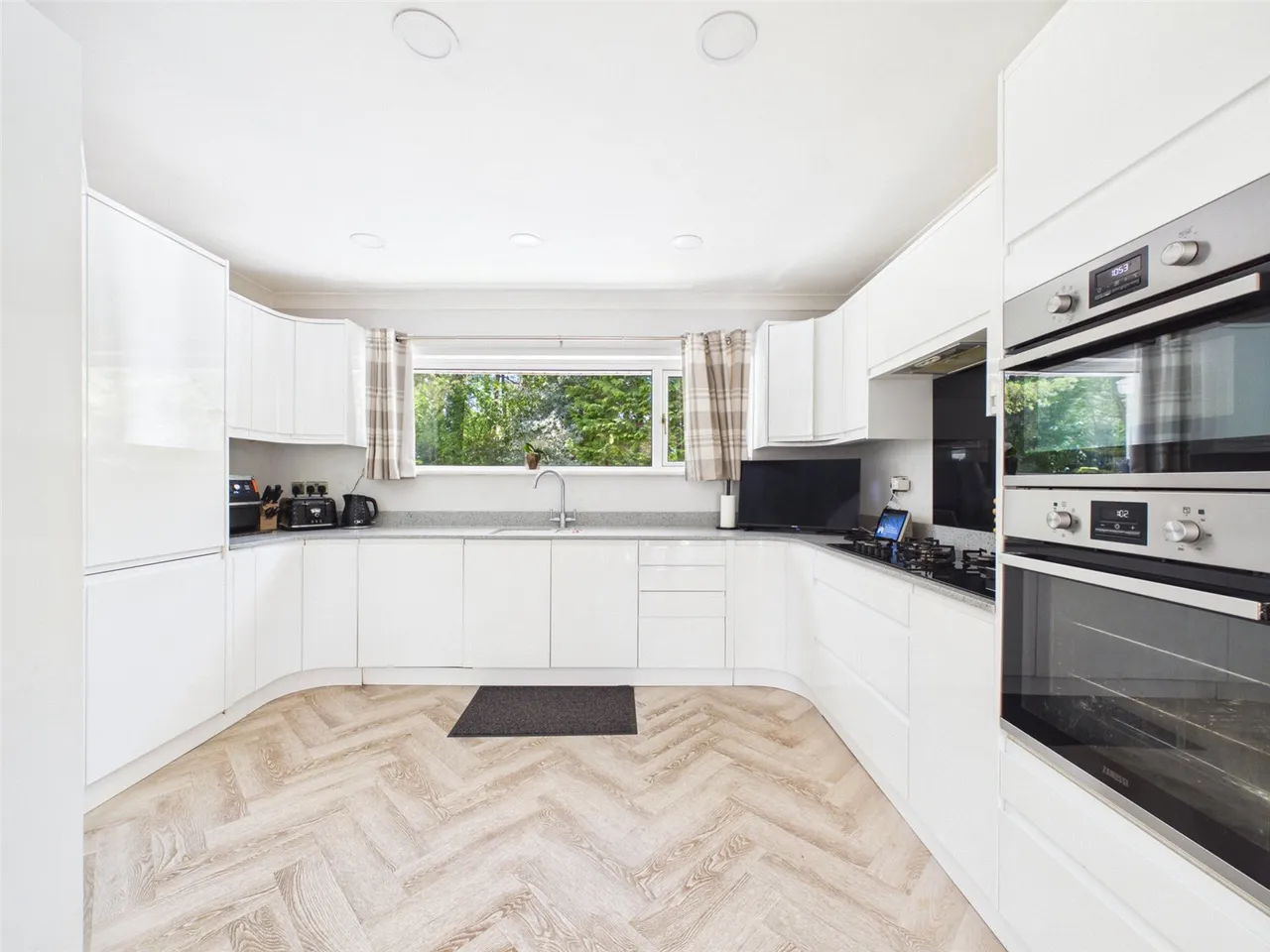Egmont Drive, Avon Castle, BH24, photo 10