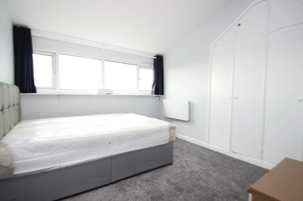 Street Lane, Leeds, LS8, photo 8