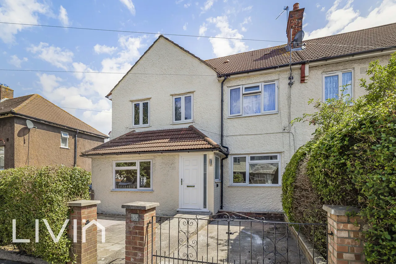 2 bed flat for sale, Effingham Road, Croydon, CR0
