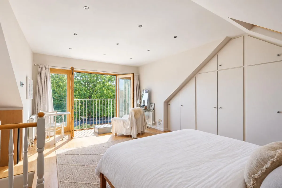 Wendell Road, London, W12, photo 17