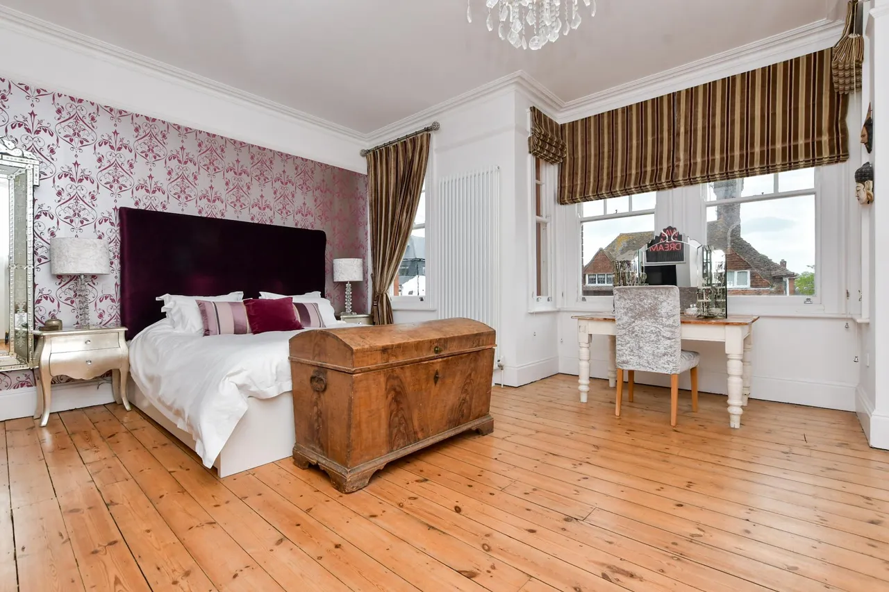 Brockenhurst Road, Ramsgate, CT11, photo 16