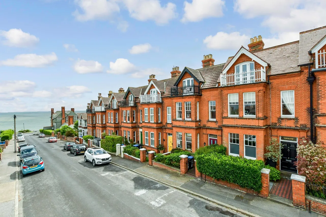 4 bed house for sale, Brockenhurst Road, Ramsgate, CT11
