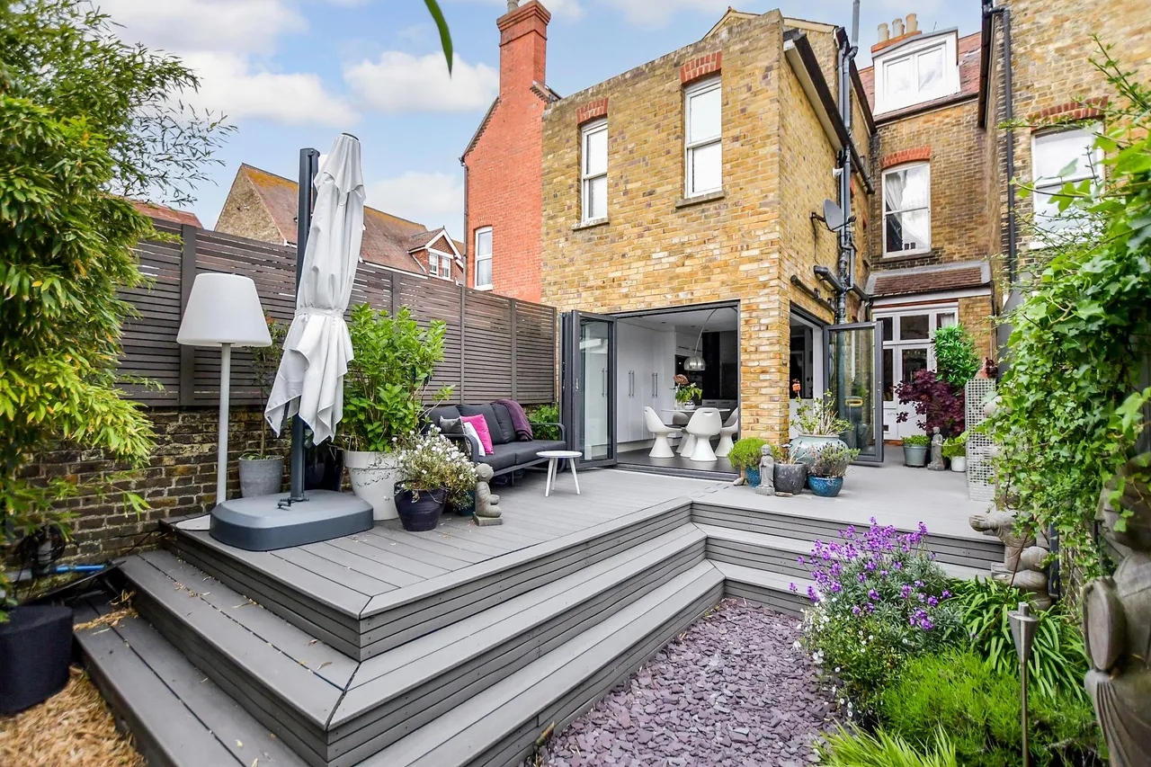Brockenhurst Road, Ramsgate, CT11, photo 28