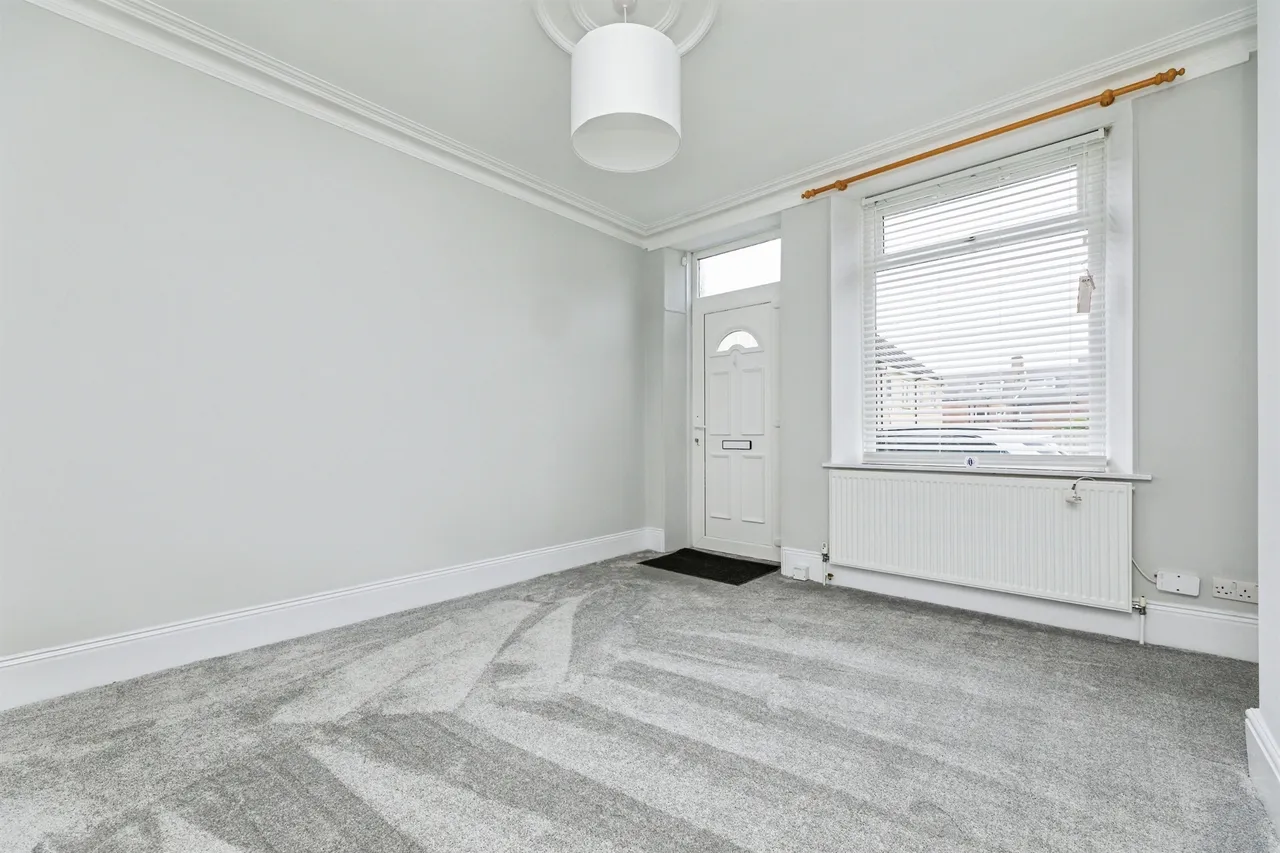 Watson Street, Hoyland, S74, photo 4