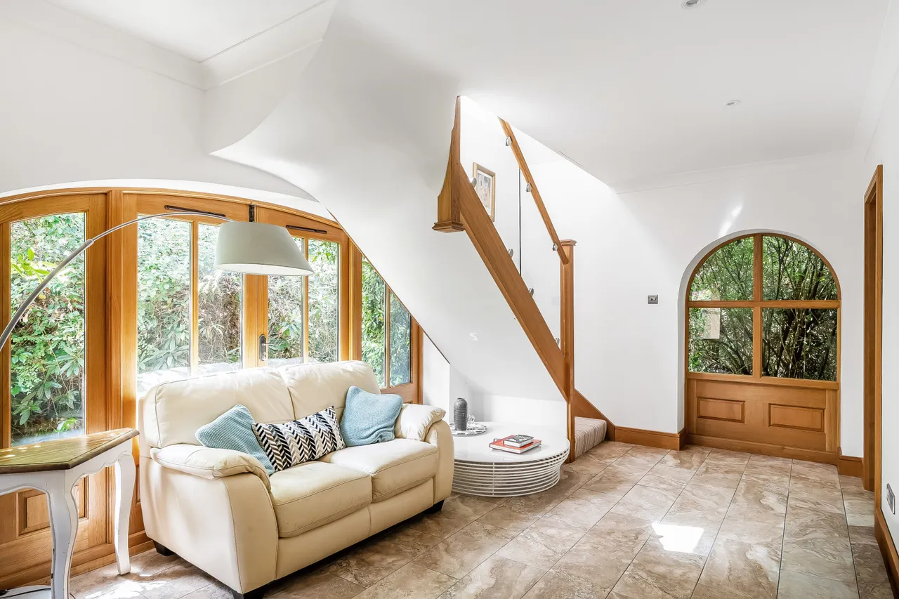 Pikes Lane, Crowhurst, RH7, photo 24