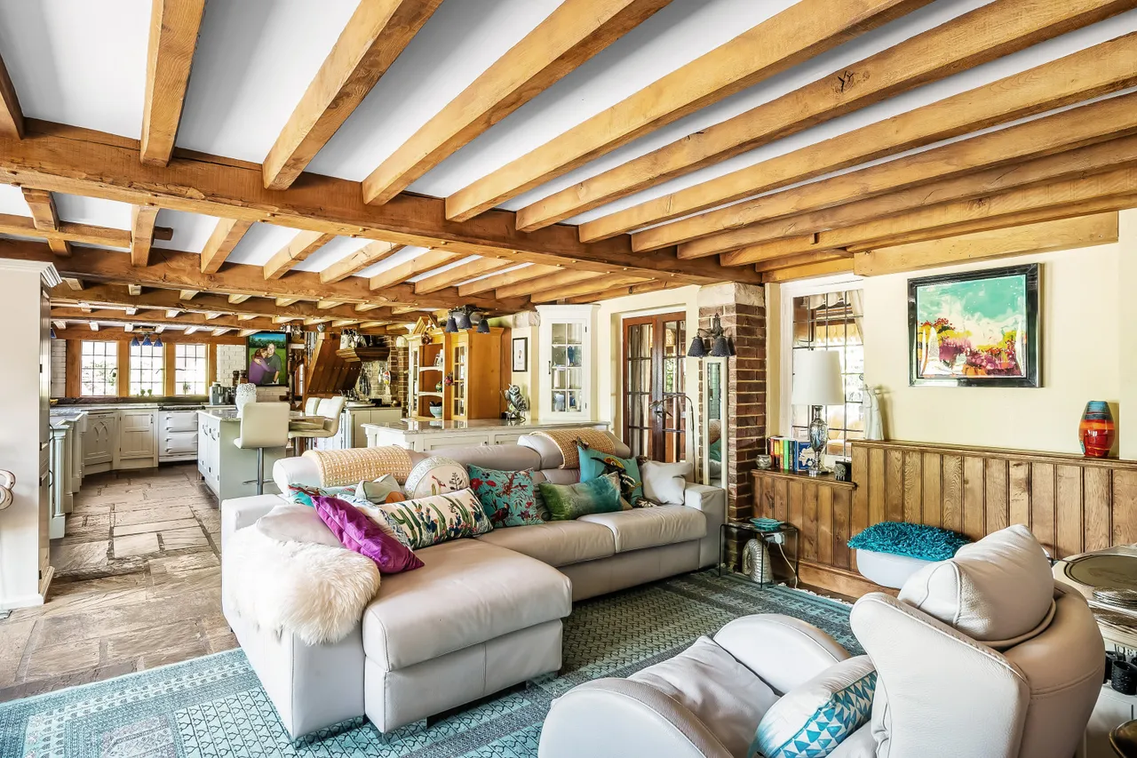 Pikes Lane, Crowhurst, RH7, photo 10