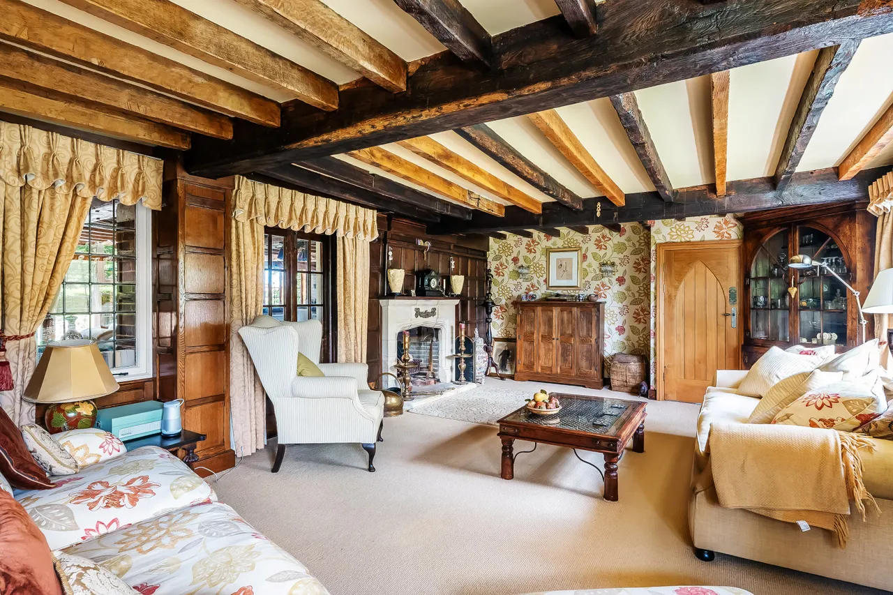 Pikes Lane, Crowhurst, RH7, photo 7